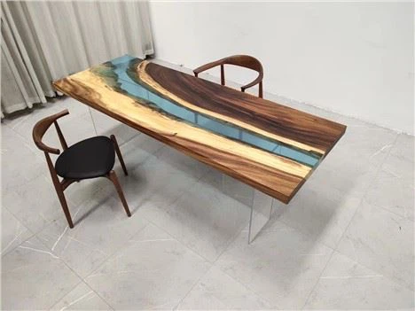 Tavolo / scrivania in legno massello
